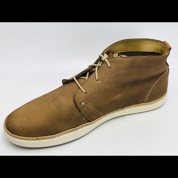 Wolverine 1883 Carlos Nubuck Chukka main image 4